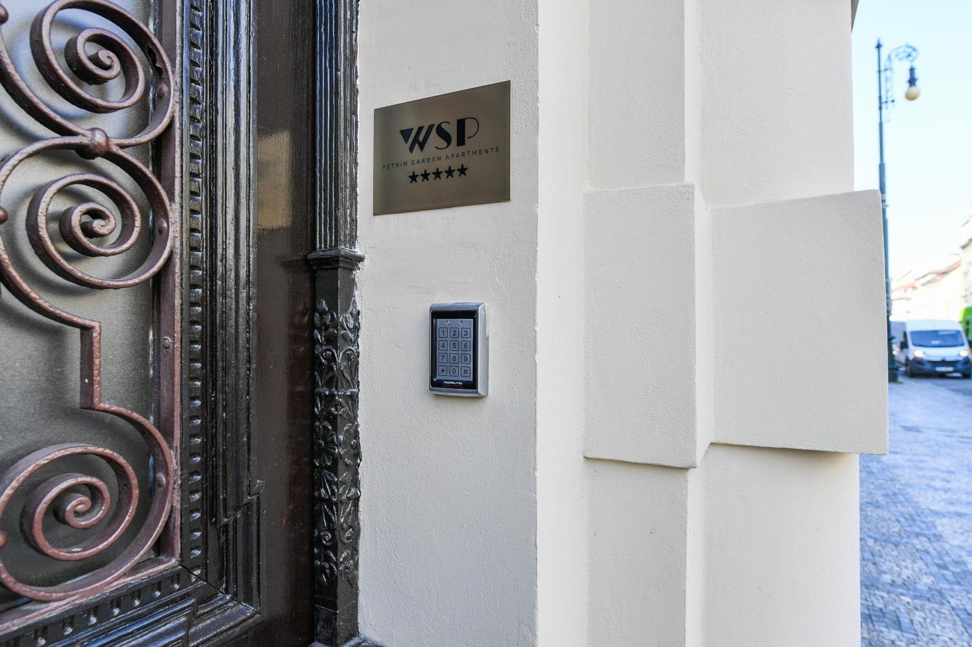 Wsp Petrin Garden Apartments Prague Ngoại thất bức ảnh